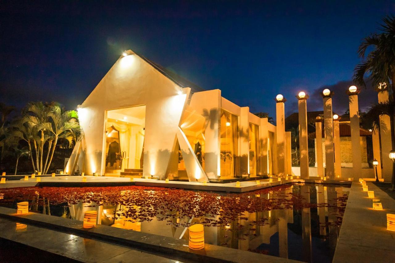 Royal Pool Villa Bali Nusa Dua  Exterior photo