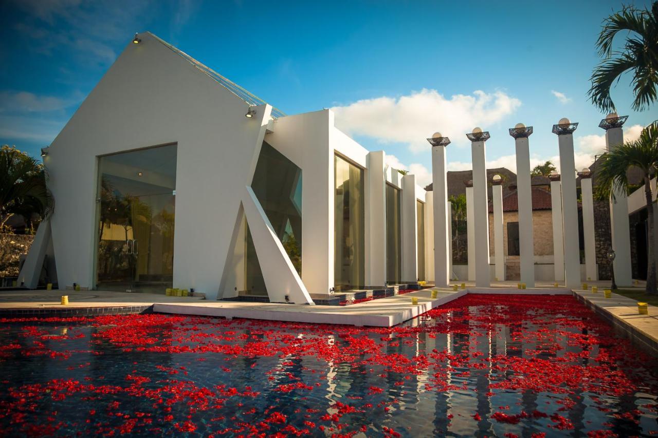 Royal Pool Villa Bali Nusa Dua  Exterior photo
